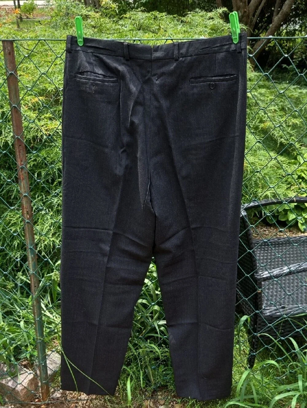 TALLIA Men's Black Pleated Dress Pants